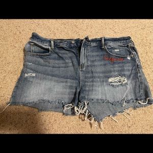 Woman’s Shorts